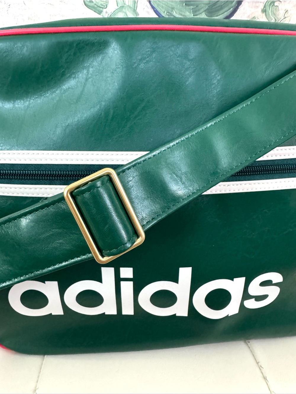 adidas OG large Airliner Shoulder Bag Lining with Trefoil Tag - Picture 6 of 12